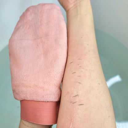Exfoliating Glove – Silkeslen hud på några minuter
